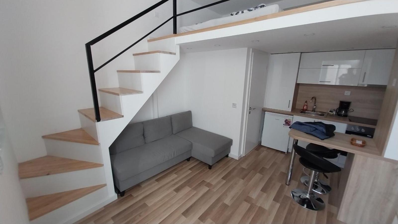 Dorottya's Near To Heroes Square Apartment Budapest
